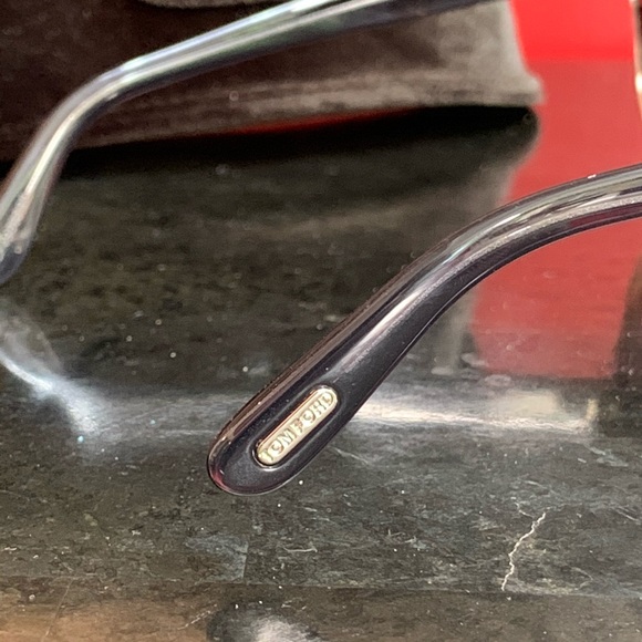 SOLD!! TOM FORD Cat-eye Sunglasses Gray Peach - Picture 5 of 16